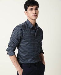 Rare Rabbit Men's Millyy Green Cotton Geometric Print Regular Fit Full Sleeve Collared Shirt